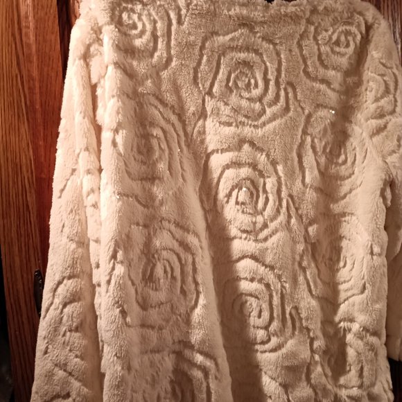 JM Collection Rose Sequined Jacket - Picture 3 of 4